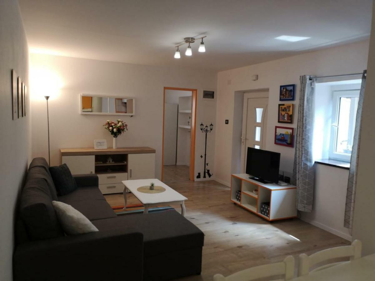 Apartment Asja Old City Center PUY Eksteriør bilde