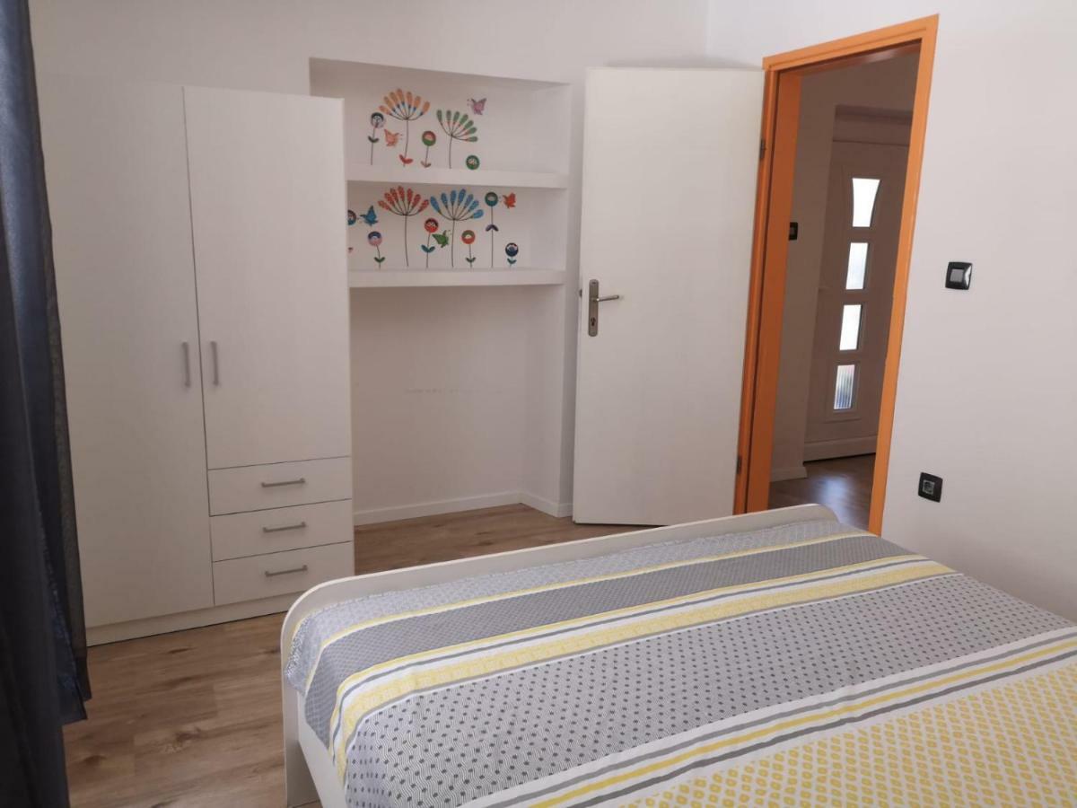 Apartment Asja Old City Center PUY Eksteriør bilde